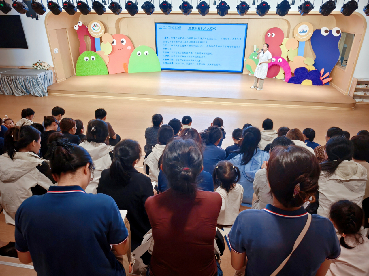 預(yù)防諾如病毒，筑牢校園防線——?？谑猩礁哂變簣@開展“預(yù)防諾如病毒”專項(xiàng)系列行動(dòng)-圖片8