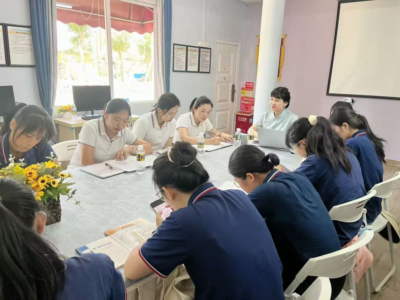 聚力集團(tuán)深耕 共筑幼教新篇——山高總園專家團(tuán)隊(duì)赴分園觀摩教研紀(jì)實(shí)-圖片4
