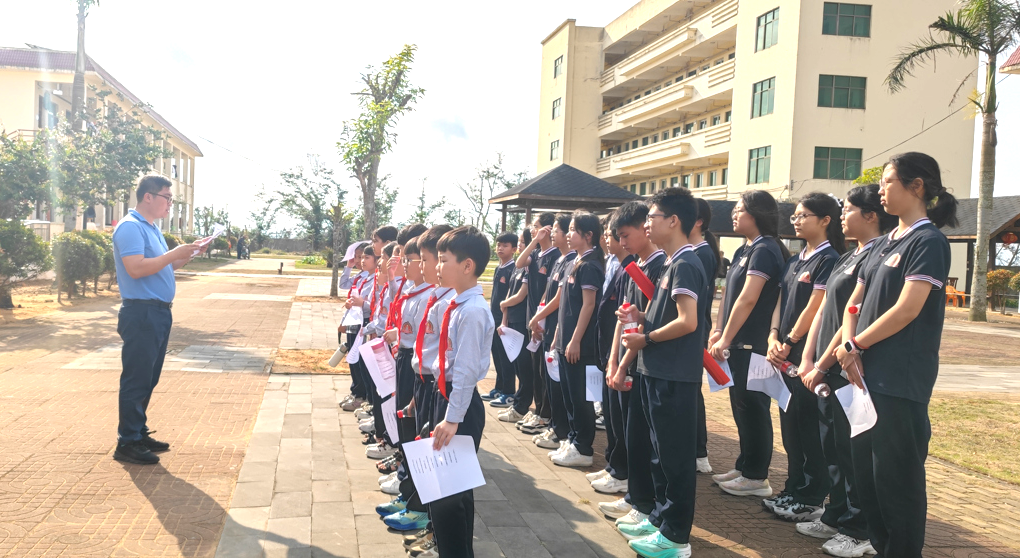五育并舉|弘揚雷鋒精神 傳承敬老美德——記定安縣山高學?！皩W雷鋒日”敬老院之行-圖片1