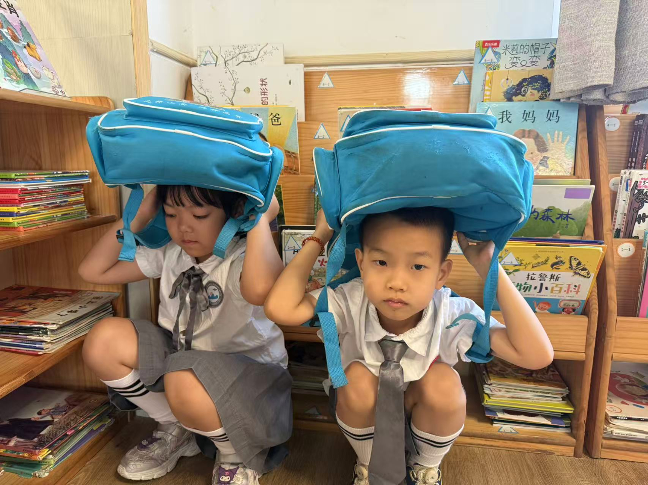 人人講安全 個(gè)個(gè)會(huì)應(yīng)急——海口市山高幼兒園2025年防震減災(zāi)演練活動(dòng)-圖片31