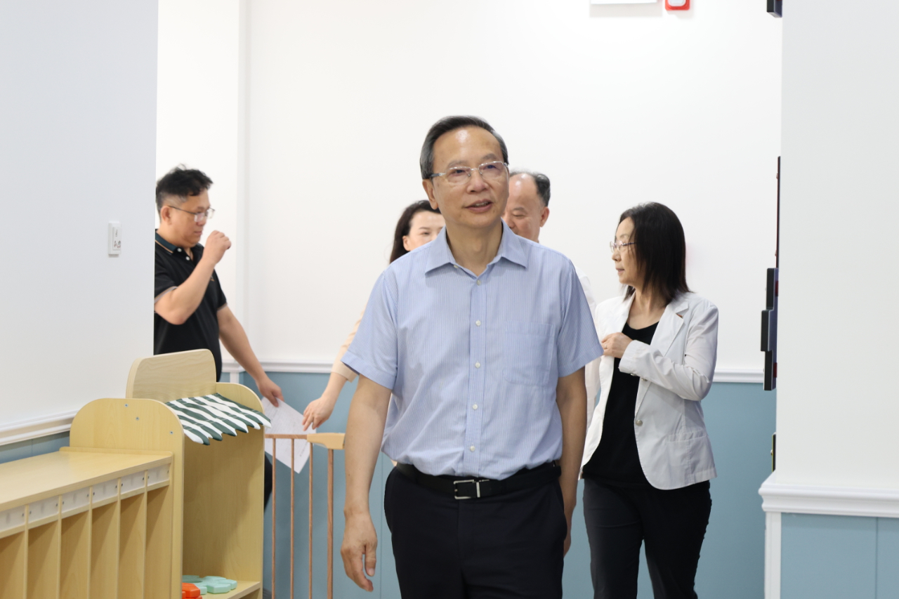 共筑托育夢 助力向前行——省人大常委會(huì)領(lǐng)導(dǎo)蒞臨龍華區(qū)托育指導(dǎo)中心開展調(diào)研工作-圖片3
