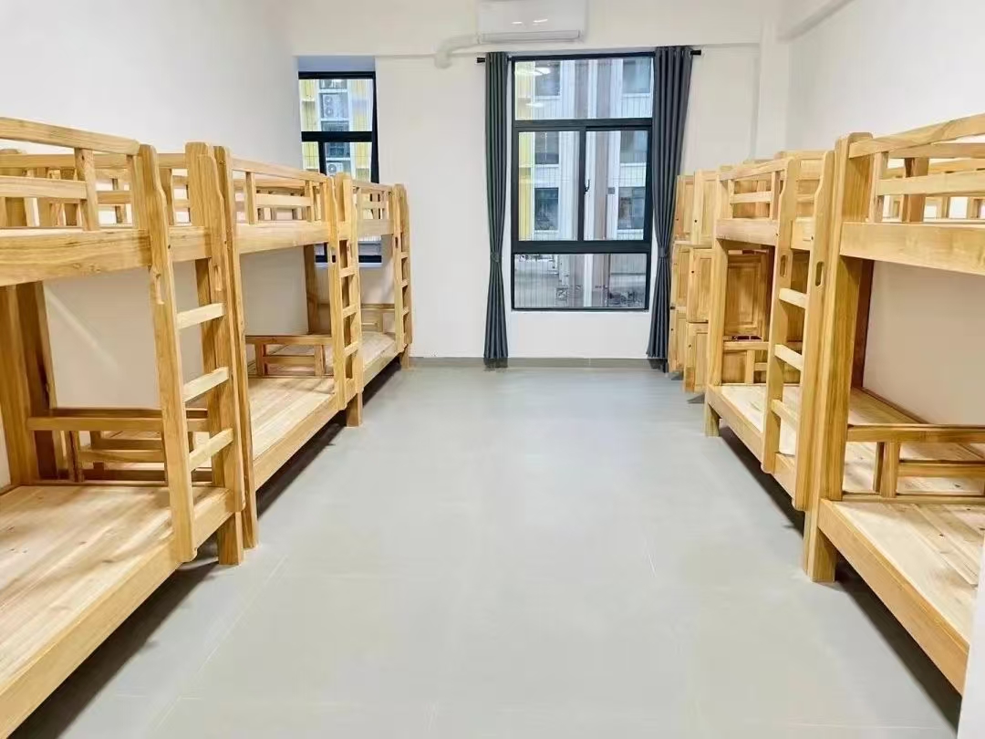 聚焦！定安縣山高高級(jí)實(shí)驗(yàn)中學(xué)新生報(bào)名火熱進(jìn)行中！-圖片9