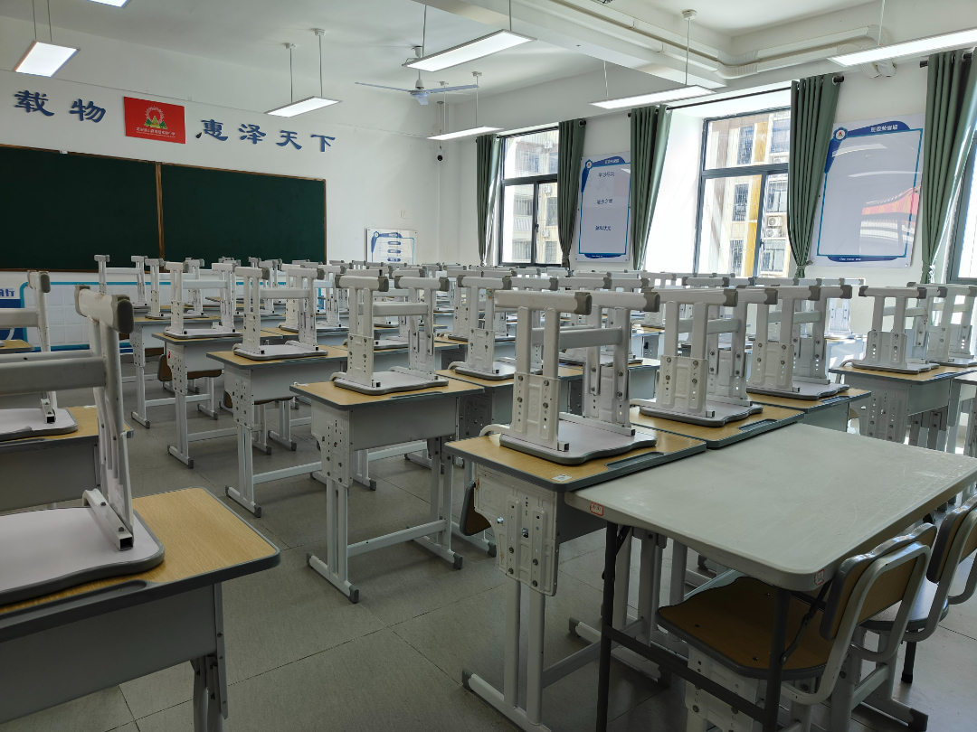 聚焦！定安縣山高高級(jí)實(shí)驗(yàn)中學(xué)新生報(bào)名火熱進(jìn)行中！-圖片7