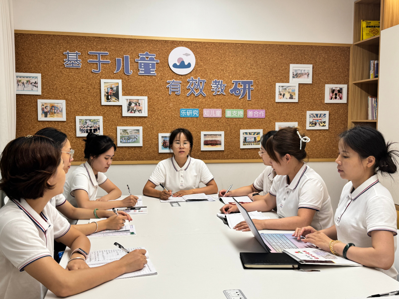 學(xué)前有法 善育有規(guī)——?？谑猩礁哂變簣@2025年學(xué)前教育宣傳月啟動儀式暨《學(xué)前教育法》專題學(xué)習(xí)活動-圖片21