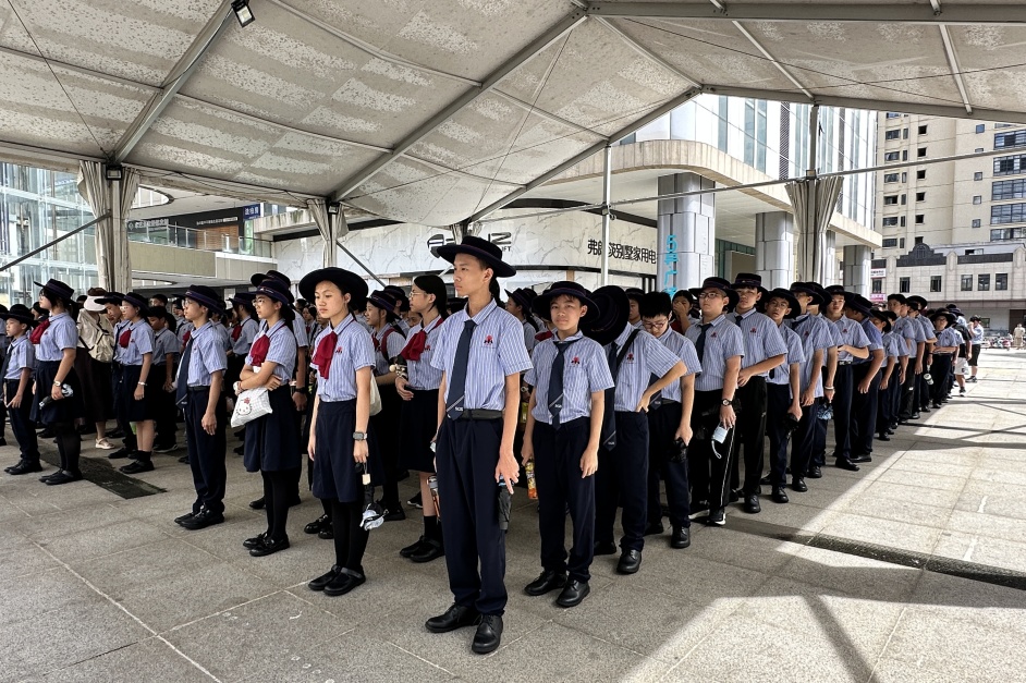 銘記歷史傷痛，傳承愛(ài)國(guó)薪火！我校組織七年級(jí)學(xué)子觀看愛(ài)國(guó)主義電影《731》-圖片1