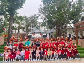 瑞蛇躍新春·童夢啟新航——海口市靈山鎮(zhèn)中心幼兒園南田山高分園開學(xué)典禮